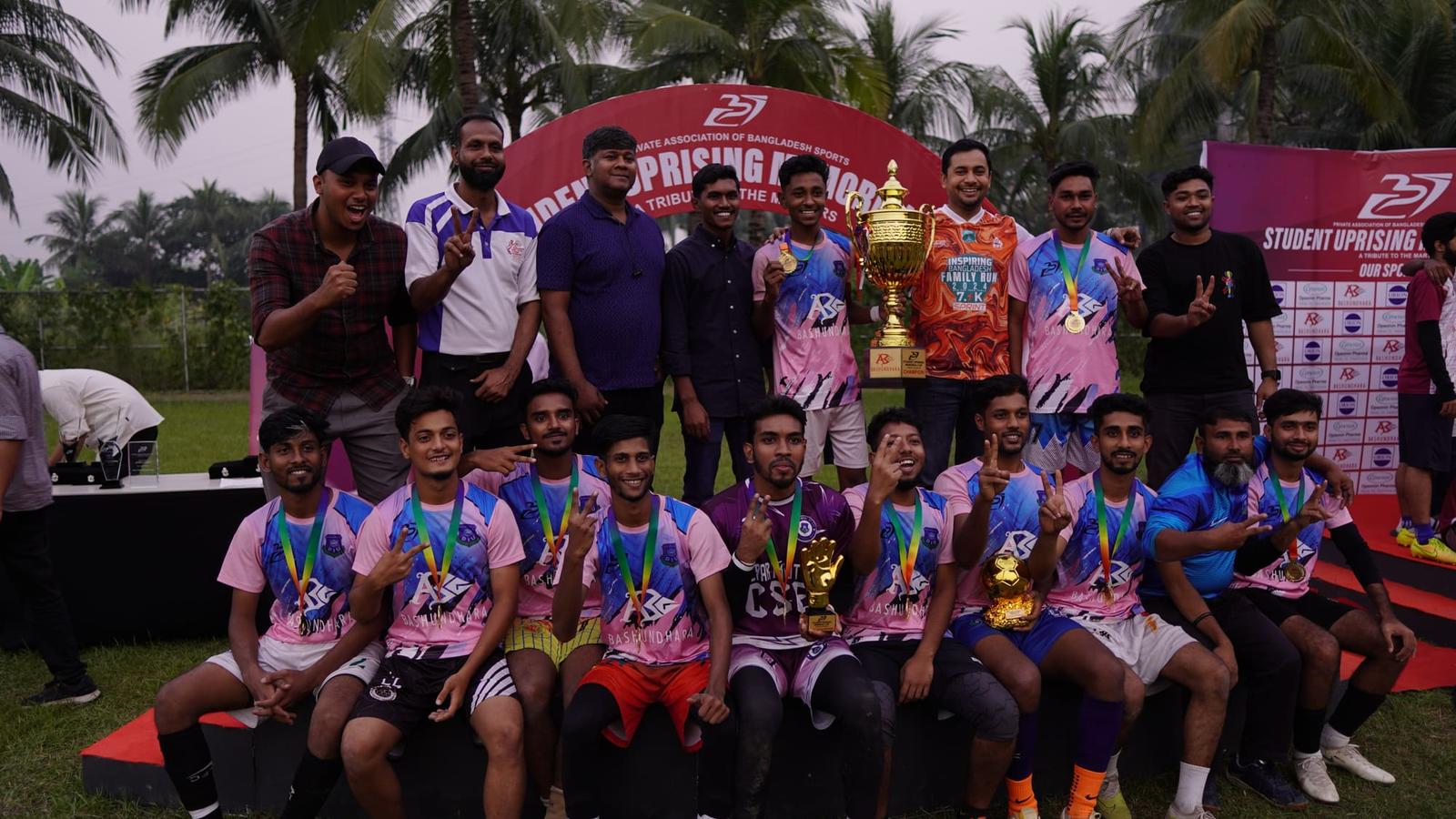 Student Uprising Memorial Cup team moment